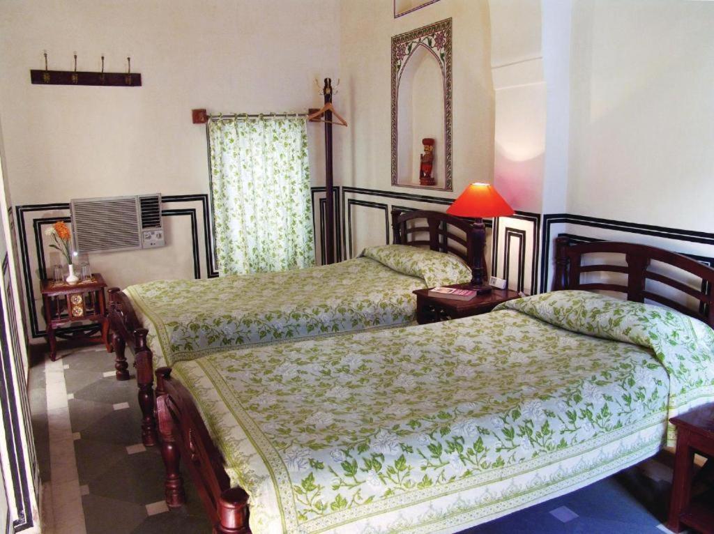 Hotel Mandawa Haveli Extérieur photo